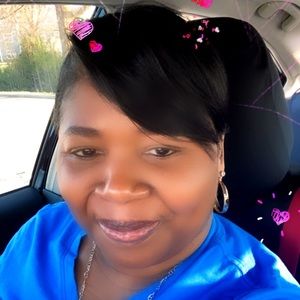 Meet your Posher, Tonya